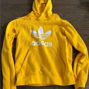 ADIDAS Logo Yellow Men’s Sweatshirt in size Medium